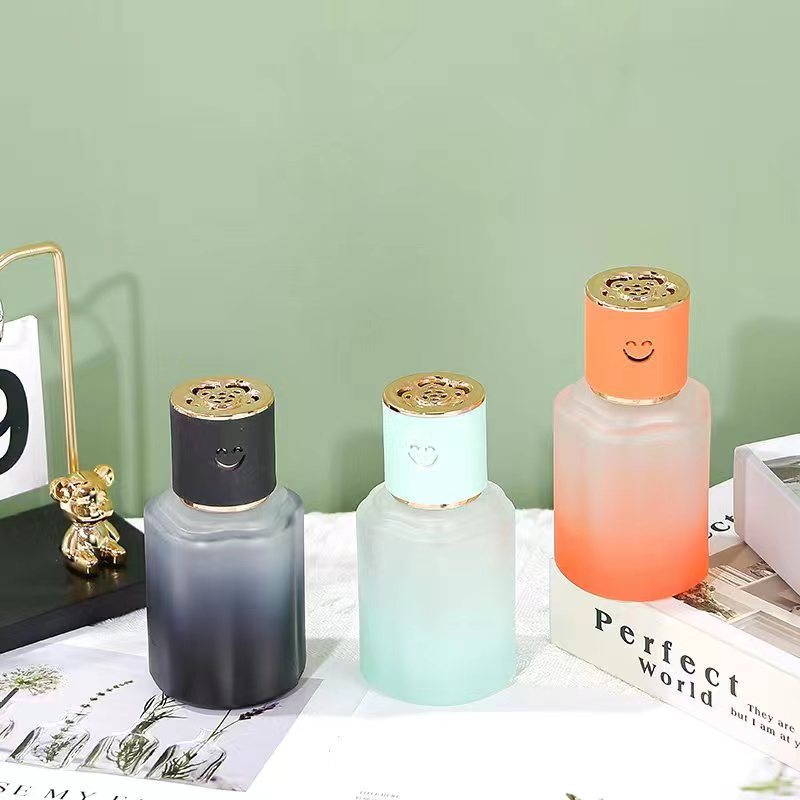 Home Fragrance Reed Diffuser Refill - ガラス香水瓶 120ml エレガントなホームフレグランス 詰め替え可能 ホームデコレーション インセンスディフューザー