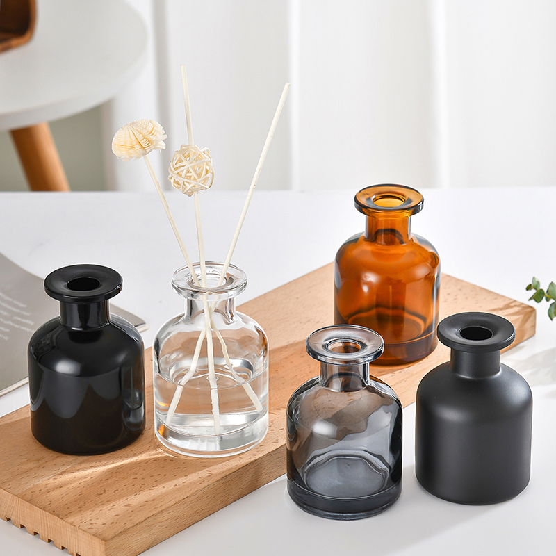 Home Fragrance Aroma Set - 1Pc 50 ミリリットルホームフレグランス空ボトル籐浄化空気アロマディフューザーセットエッセンシャルオイルボトル部屋オフィス装飾用