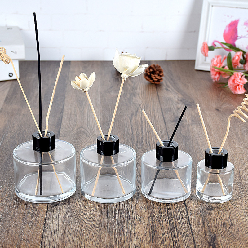 Home Fragrance Bottle - 5個50/100/150/200ミリリットルの透明ガラスボトル香りディフューザーコンテナ家の装飾籐リードディフューザーボトル