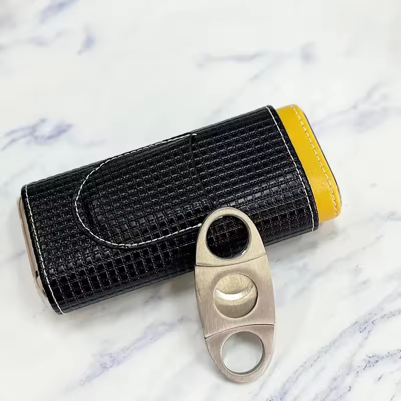 携帯用レザーシガーヒュミドールケース、杉材ライニング付き3本 - Home Fragrance Maple Walnut のレビューと価格