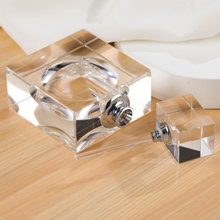 30 ミリリットル容量正方形クリスタル香水瓶デスクトップホー - Home Fragrance Bottle のレビューと価格