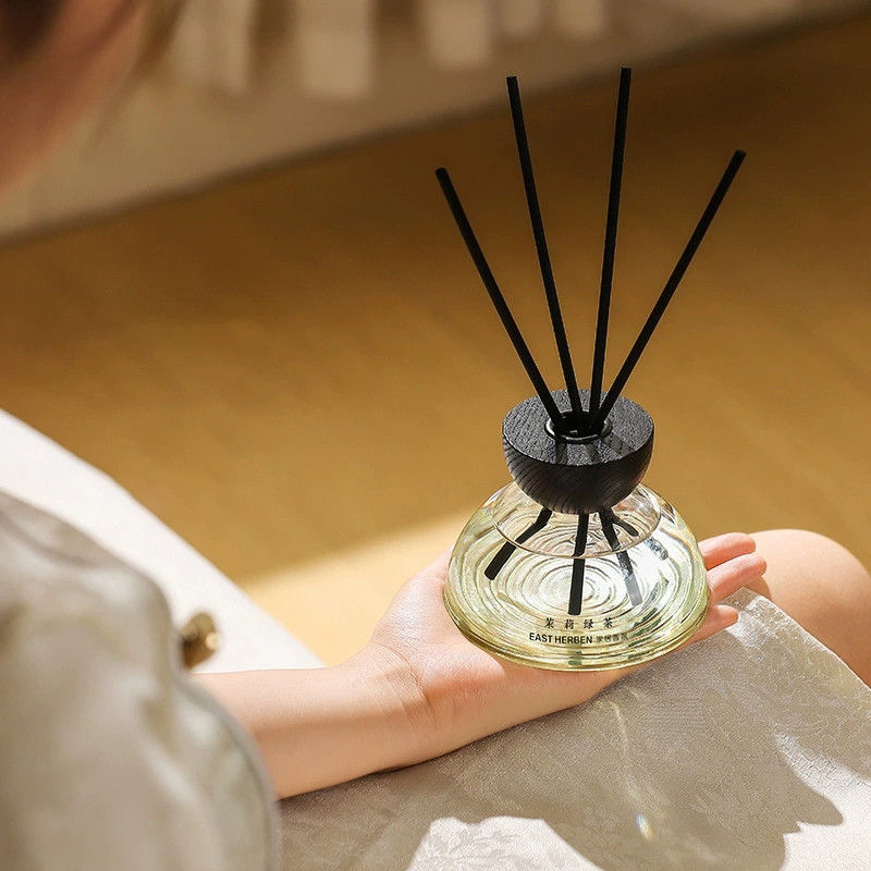200 ミリリットルリードディフューザーボトルエッセンシャル - Home Fragrance Bottle のレビューと価格