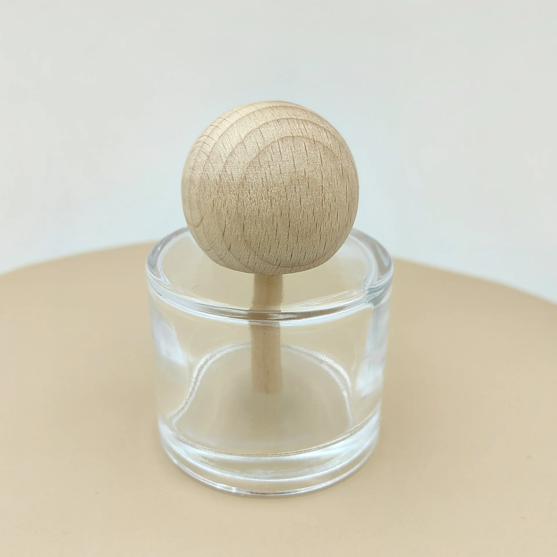 空のエッセンシャルオイルのボトル,アロマディフューザー,室内 - Home Fragrance Units のレビューと価格