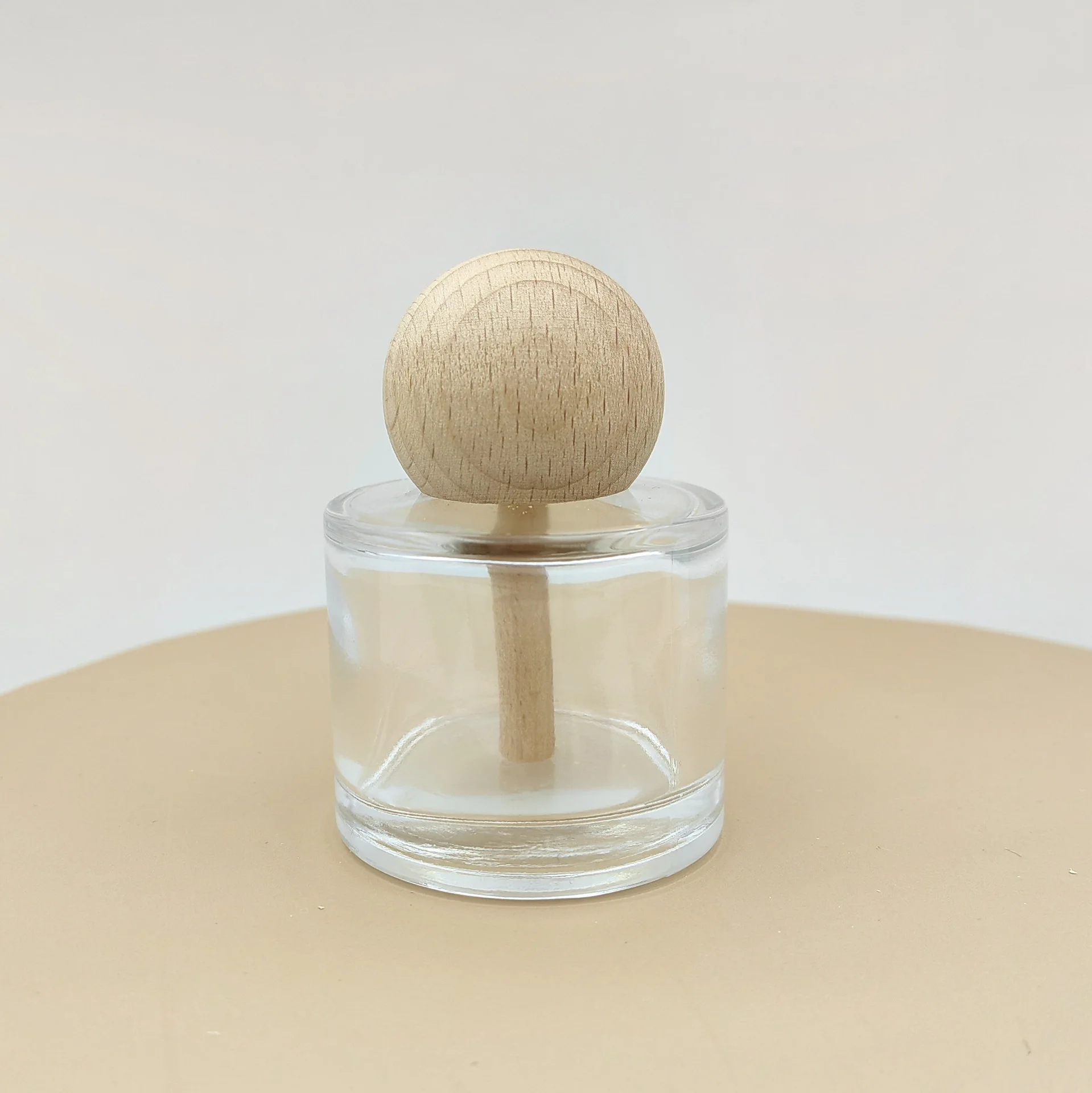 空のエッセンシャルオイルのボトル,アロマディフューザー,室内 - Home Fragrance Units のレビューと価格