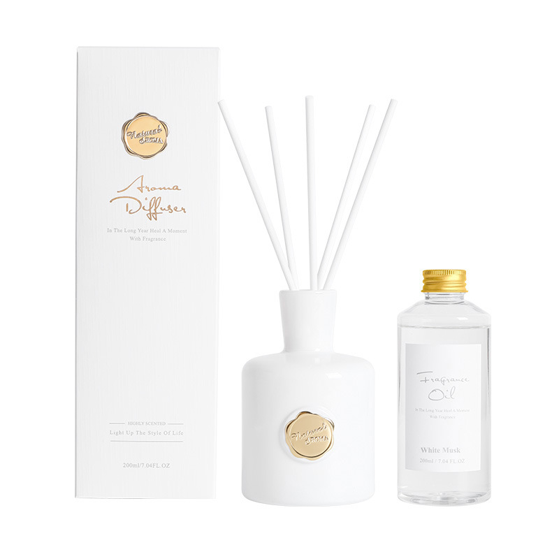 200MLフレームレスリードディフューザーアロマセラピーセッ - Home Fragrance Use のレビューと価格